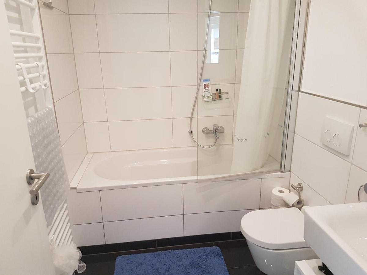 Mit Eigenem Bad In Maerchenstadt! *